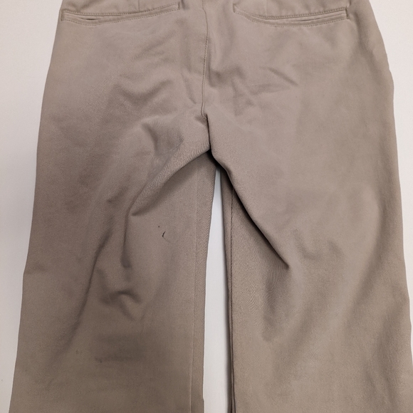 The Gap Khaki pants for boys. - Picture 3 of 4